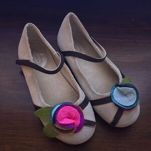 Joyfolie Flats 4